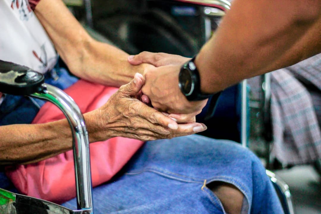 The Art of Engagement: Exploring Therapies and Amenities in Memory Care